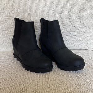 SOREL Joan of Arctic Wedge ll Chelsea Boots